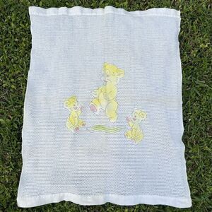 Vintage Higbee Baby Blanket Made in Scotland Yellow Bears Ivory Knit 36" x 29"